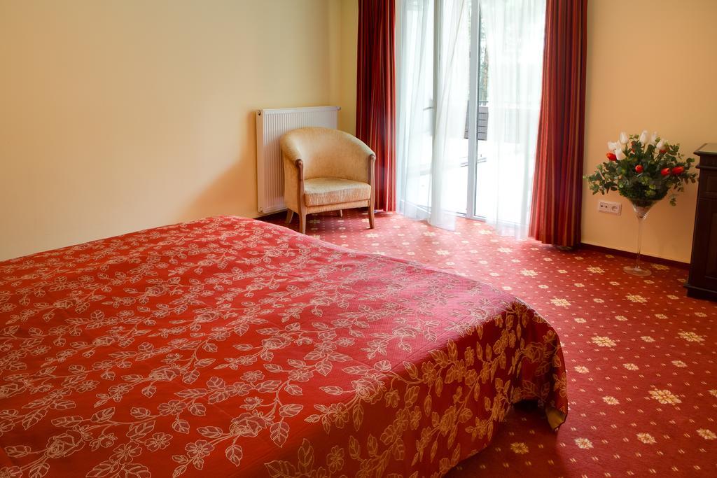Hotel Sonata Μπίρστονας Εξωτερικό φωτογραφία
