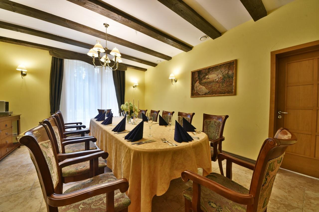 Hotel Sonata Μπίρστονας Εξωτερικό φωτογραφία